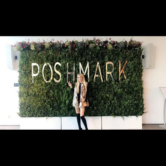 MEET YOUR POSHER - EVELYN JIMENEZ TOP SELLER ❤️ - Picture 10 of 11